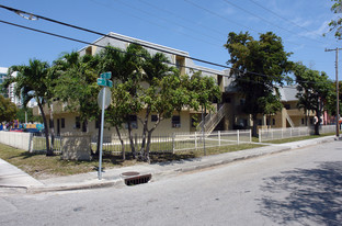 1500 NW 7th Ct Apartamentos