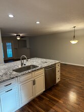 7315 Windtree Oaks Way in Knoxville, TN - Building Photo - Building Photo