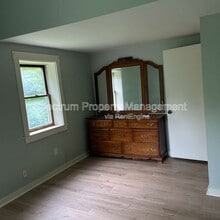 107 Thomas McClellan Rd in Farmington, ME - Building Photo - Building Photo