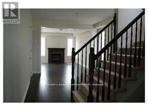 343 Autumnfield St in Ottawa, ON - Building Photo - Building Photo