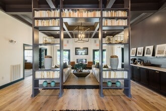 Hawthorne at the Hollow in Soddy Daisy, TN - Foto de edificio - Building Photo