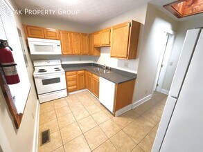 1366-1368-1368 Indianola Ave in Columbus, OH - Building Photo - Building Photo