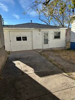 818 Carey Ave in Cheyenne, WY - Building Photo