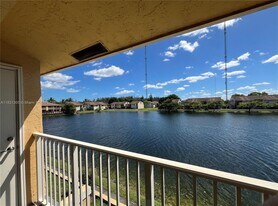 450 NW 214th St in Miami Gardens, FL - Building Photo