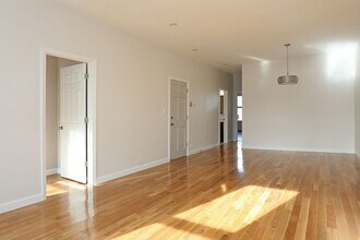 102 Union Pk St in Boston, MA - Building Photo - Building Photo