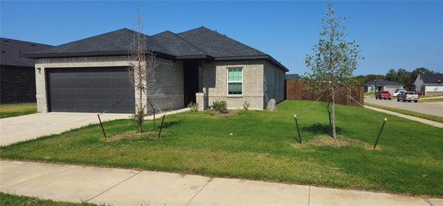 1802 Boxwood Dr in Sherman, TX - Foto de edificio