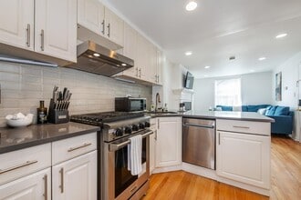 146 Sussex St in Jersey City, NJ - Building Photo - Building Photo