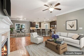 737 St Charles Ave NE in Atlanta, GA - Building Photo - Building Photo