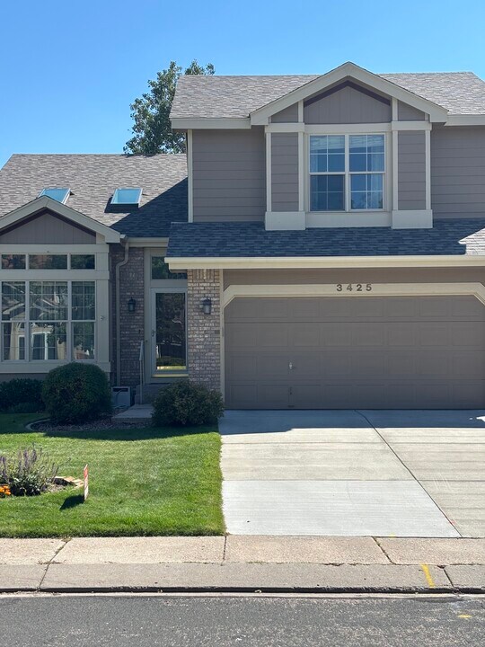 3425 Birnamwood Dr in Colorado Springs, CO - Foto de edificio