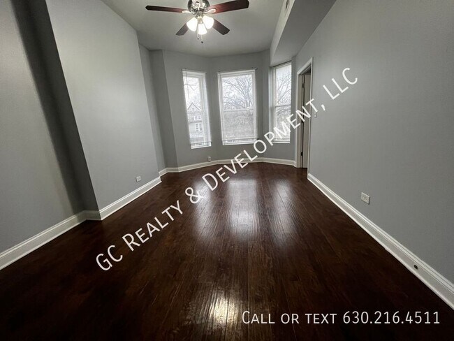 7642 S Normal Ave in Chicago, IL - Building Photo - Building Photo