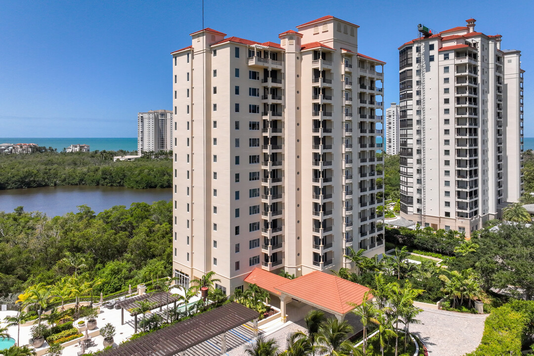 Marquesa at Bay Colony in Naples, FL - Building Photo