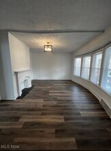 3265 E Overlook Rd in Cleveland Heights, OH - Building Photo - Building Photo