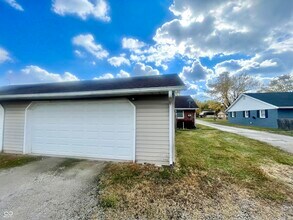 3110 W Cypress Dr in Muncie, IN - Building Photo - Building Photo
