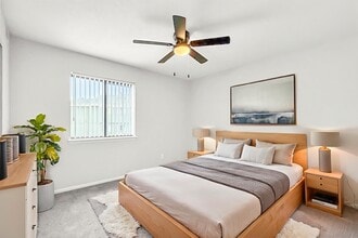 Country Hill in Cedar Rapids, IA - Foto de edificio - Building Photo