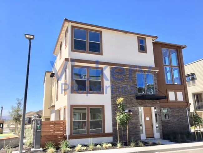 5536 Metropolitan Wy