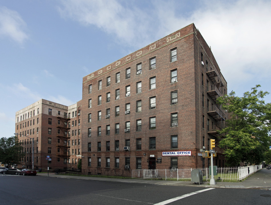 456 Schenectady Ave in Brooklyn, NY - Foto de edificio