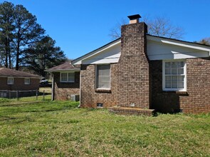6116 Evans Dr in Rex, GA - Building Photo - Building Photo