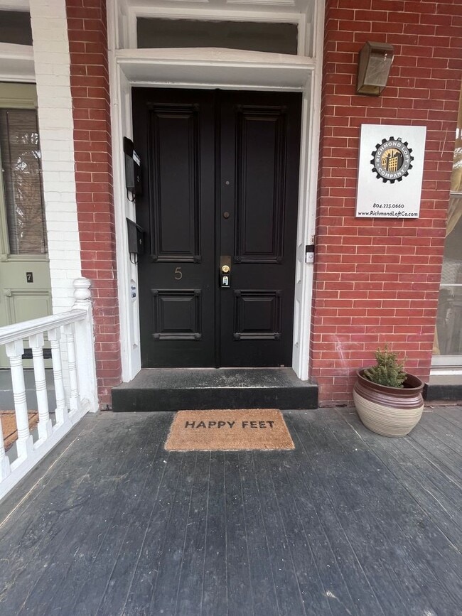 5 N Harvie St in Richmond, VA - Building Photo - Building Photo