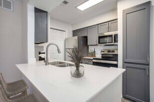 Oaklyn in McKinney, TX - Building Photo