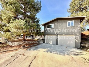 1400 W Highland View Dr in Boise, ID - Building Photo - Building Photo