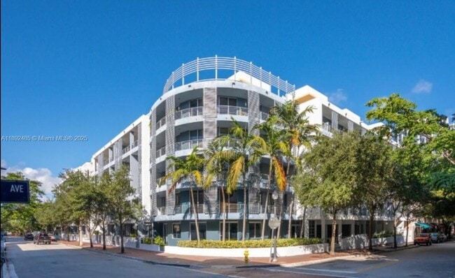 3339 Virginia St in Miami, FL - Building Photo - Building Photo