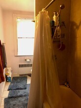 91 Wallingford Rd, Unit 1 in Boston, MA - Foto de edificio - Building Photo