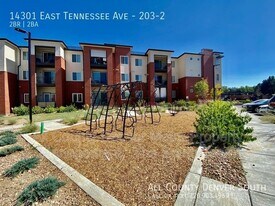 14301 E Tennessee Ave in Aurora, CO - Building Photo