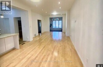 228 Gainsborough Rd in Toronto, ON - Building Photo - Building Photo