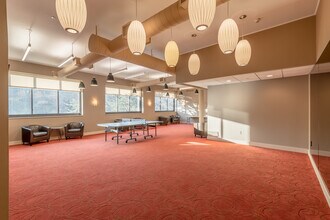 250 Gorge Rd, Unit 12K in Cliffside Park, NJ - Building Photo - Building Photo