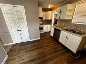 1290 Beechwood Rd in Columbus, OH - Building Photo - Building Photo