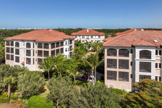 Marquesa Royale at Tiburon in Naples, FL - Building Photo - Building Photo