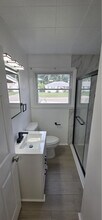 5224 Woodbine Ave in Dayton, OH - Building Photo - Building Photo