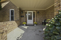 4970 Foxcroft Dr in Troy, MI - Foto de edificio - Building Photo