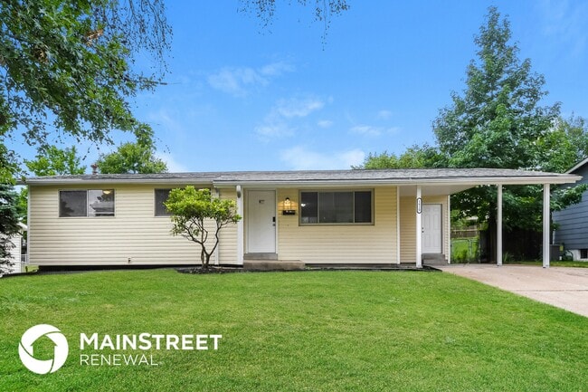 1820 Yaqui Dr in Florissant, MO - Building Photo - Building Photo