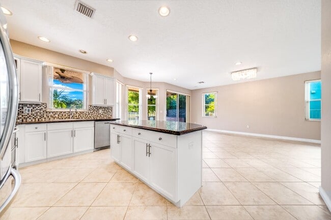 2324 Simonson Dr in Wellington, FL - Building Photo - Building Photo