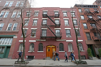 76 Horatio St in New York, NY - Building Photo - Building Photo