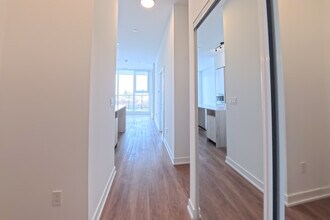 1007 The Queensway in Toronto, ON - Building Photo - Building Photo