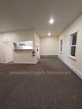 6 S Main St in Woodstown, NJ - Building Photo - Building Photo