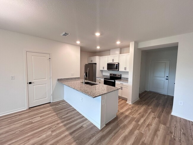 property at 739 Stoney Pointe Cir
