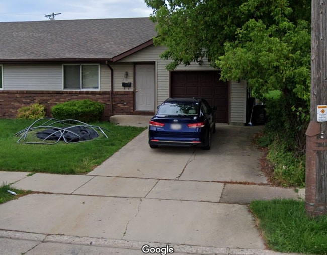 5005 26th Ave in Kenosha, WI - Building Photo - Building Photo