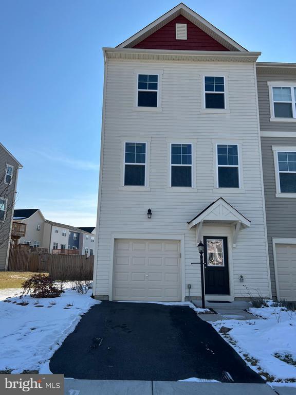 property at 113 Gristmill Ct