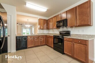 604 SW 6th Ave in Cape Coral, FL - Building Photo - Building Photo