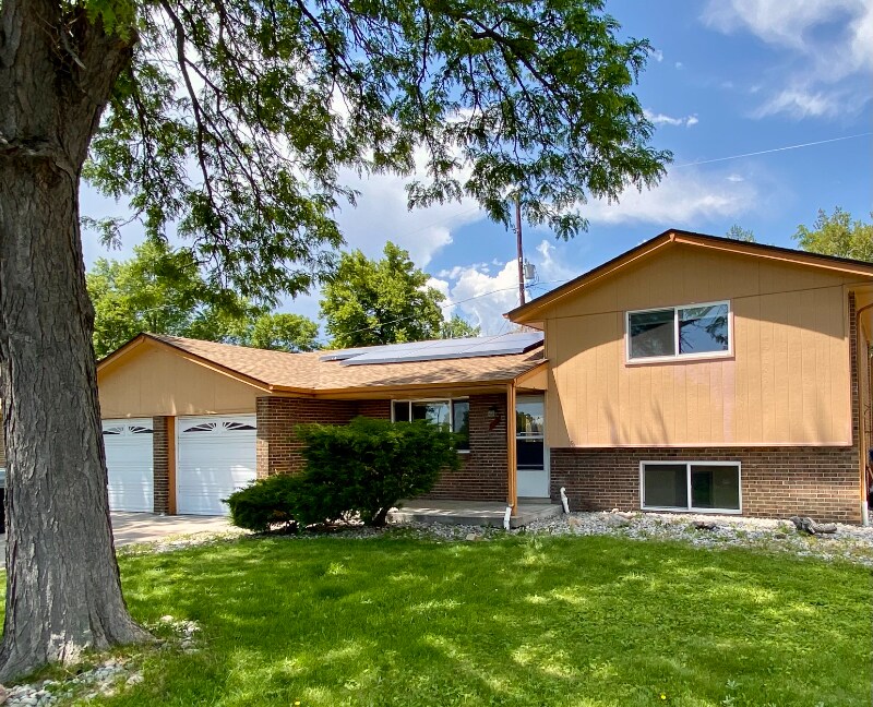 425 S Kipling St in Lakewood, CO - Building Photo