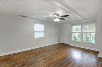 730 E Anderson St in Savannah, GA - Building Photo - Building Photo