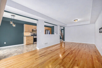 424 Ashbourne Cres in Ottawa, ON - Building Photo - Building Photo