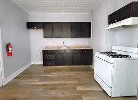 597 15th Ave, Unit 1 in Newark, NJ - Building Photo