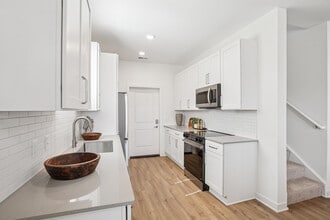 Hamlet Falling Creek - Homes & Townhomes for Rent in Midlothian, VA - Building Photo - Building Photo