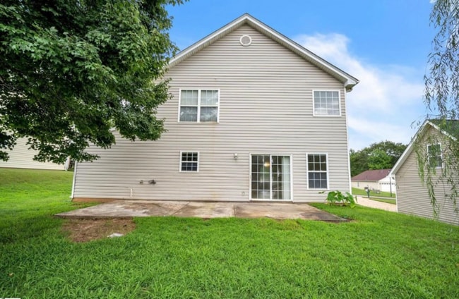 100 Maximus Dr in Greer, SC - Building Photo - Building Photo