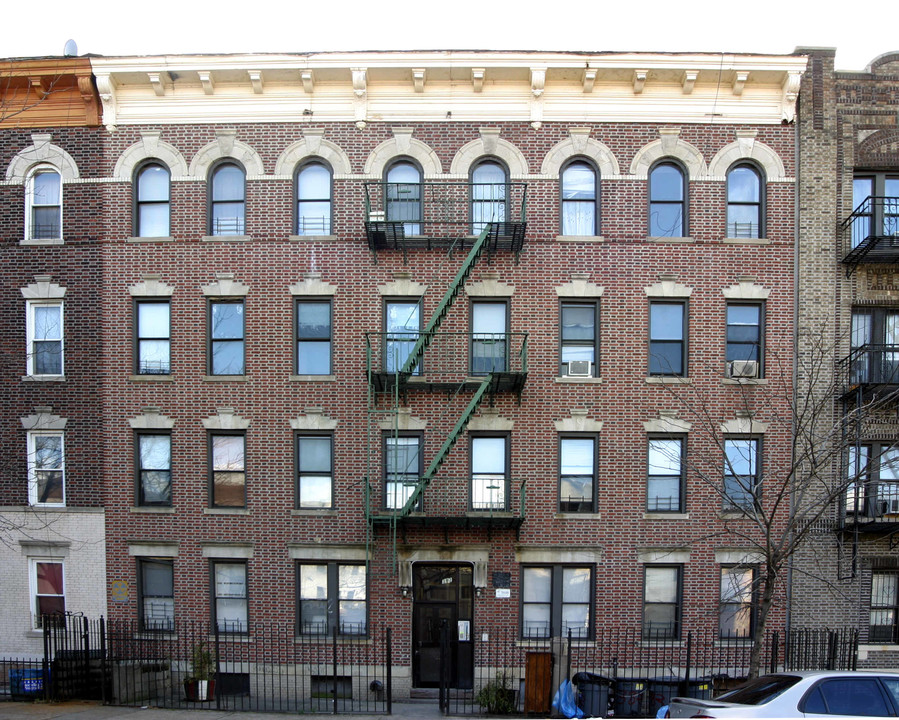 382 Prospect Pl in Brooklyn, NY - Building Photo