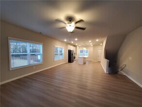 723 Calvin Pk Dr in Ball Ground, GA - Building Photo - Building Photo